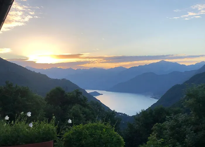 House For Relaxing Holiday Σπίτι διακοπών Casasco Intelvi